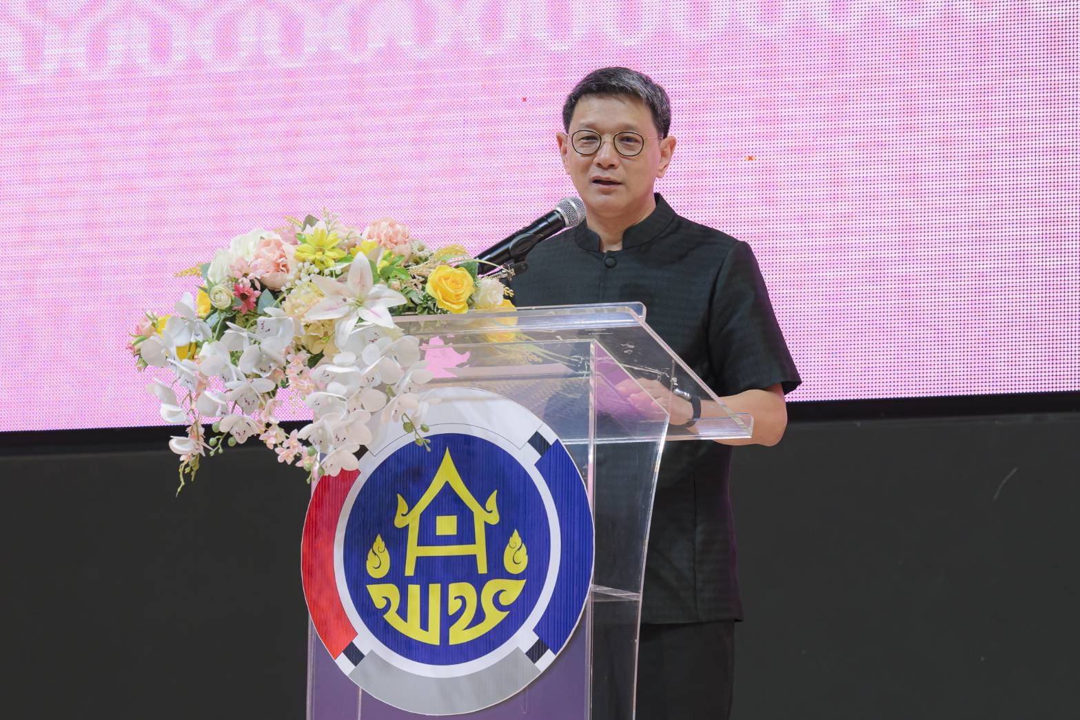 พช.นครพนม เข้าร่วมกิจกรรมประกวดผ้าลายพระราชทานและงานหัตถกรรม ระดับภาคตะวันออกเฉียงเหนือ