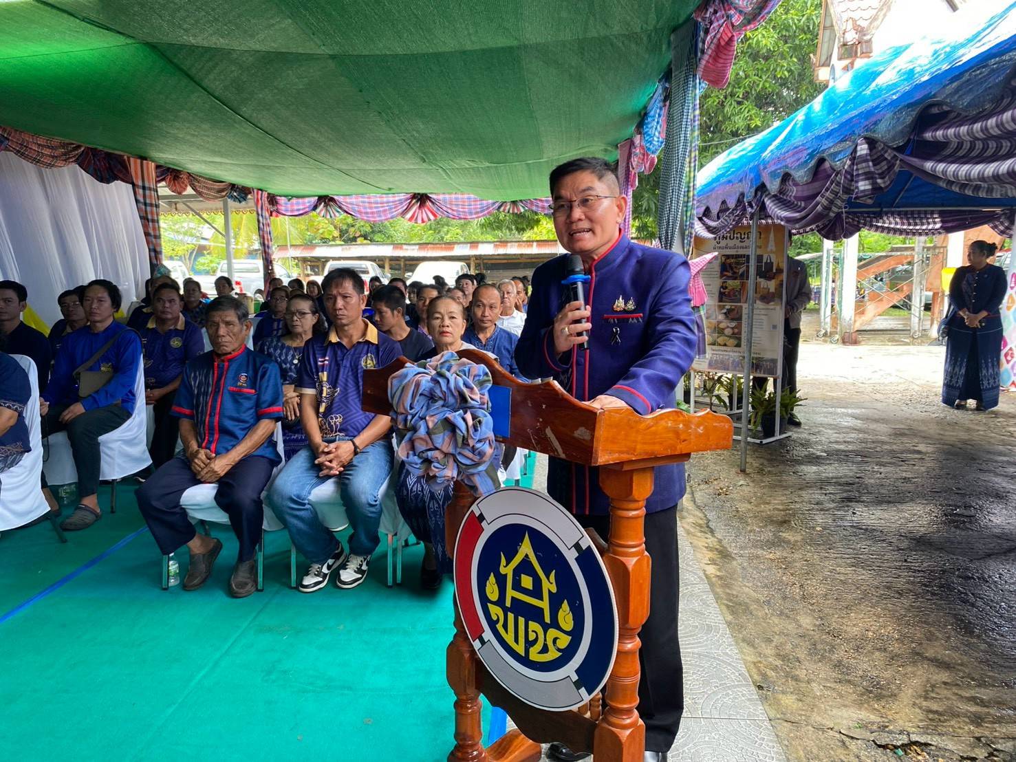 นครพนม ต้อนรับคณะกรรมการฯ ลงพื้นที่ตรวจประเมิน “ครกดินเผาบ้านกลาง” เข้าร่วมคัดเลือกหมู่บ้านหัตถกรรมดีเด่น รับรางวัล “หม่อมงามจิตต์ บุรฉัตร” ประจำปี 2569
